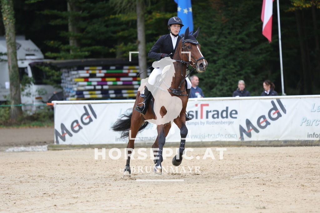 0P6A7273 | Willkommen bei Brunnmayr - Design & Fotografie – Ihrem Spezialisten für Reitturniere und Pferdeveranstaltungen in Oberösterreich, Salzburg und Bayern! Seit über 17 Jahren sind wir leidenschaftlich dabei.