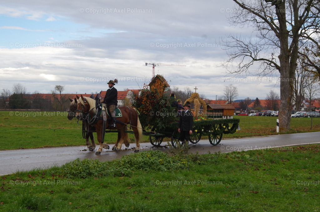 IMGP9995 | fotografiert von Axel PollmannLeonhardi Wallfahrt Benediktbeuern und Murnau, Fronleichnam, Fasching, Landschaft im Loisachtal und Benediktbeuern  - Realisiert mit Pictrs.com
