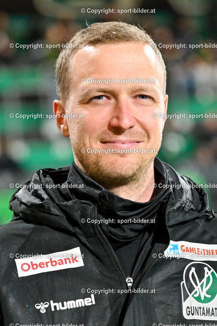 AUT, Admiral 2. Liga, Fussball SV Ried vs Grazer AK 1902 | 29.03.2024, InnviertelArena Ried, AUT, Admiral 2. Liga, SV Ried vs Grazer AK 1902, im Bild Maximilian Senft, Trainer SV Guntamatic Ried (Ried)



// Admiral 2. League Match between SV Ried and Grazer AK 1902 in Ried, Austria on 2024/03/29