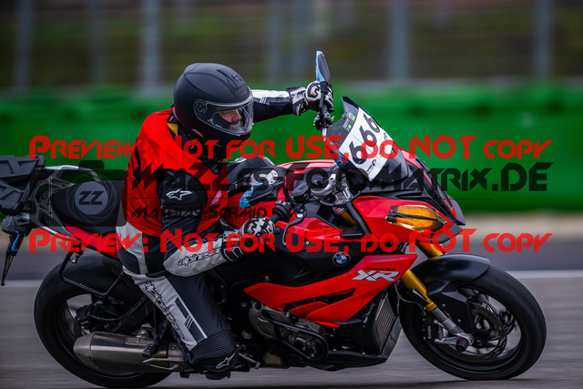 MaZZes_Fotomatrix_20240317_6007705_6752 | S1