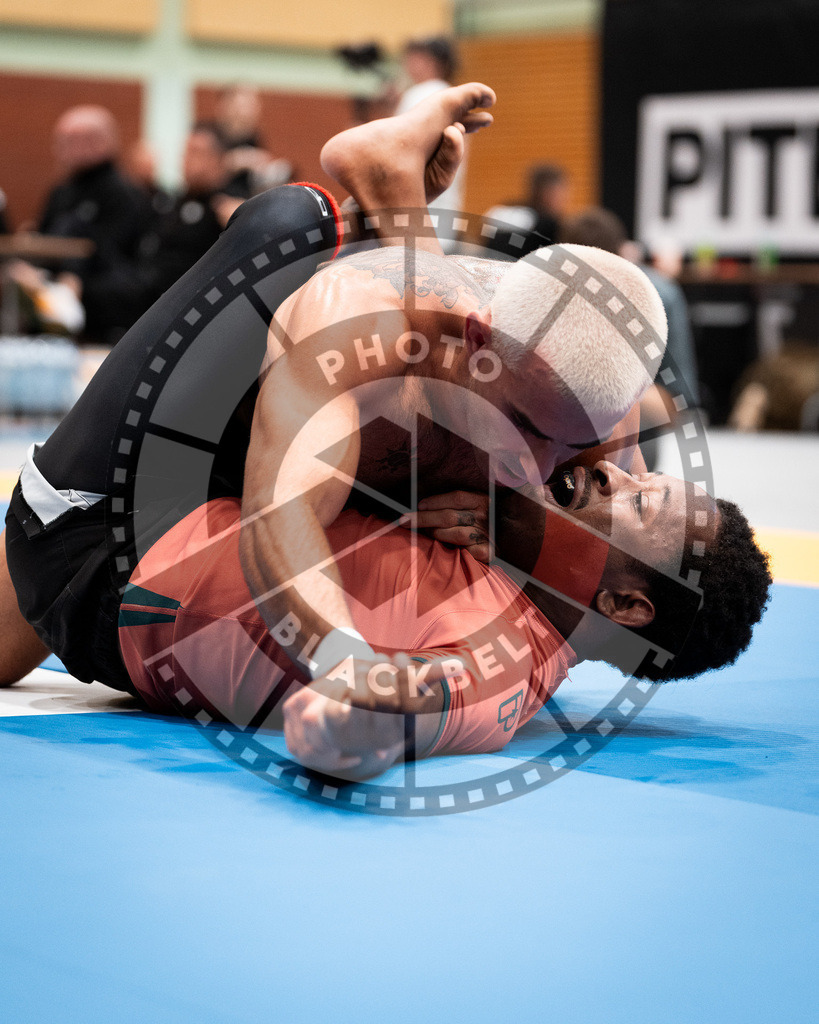 20250906PBB0981 | Fighters compete during the ADCC European Trials  competition in Warsaw, Poland, on September 6, 2025.