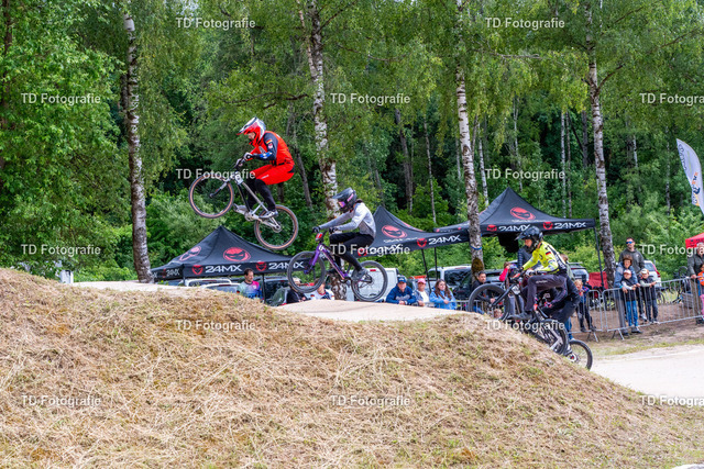 BayBMX2026-05439 | Fotogalerie von Thomas Dettweiler mit Eventbildern und lizenzfreien Fotos. Perfekt als Wandbild, für Büro, Website oder private Nutzung. - Realisiert mit Pictrs.com