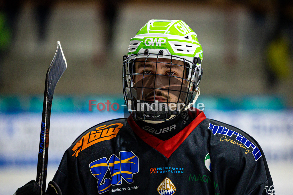 Peißenberg MINERS gegen EA Schongau MAMMUTS | Eishockey Bayernliga 2025/26 Vorbereitung, Peißenberg MINERS gegen EA Schongau MAMMUTS, 20251003,Portrait, Freisteller,2025-10-03 in Peißenberg (flatbuy Arena Peißenberg), Denis DEGENSTEIN (MINERS 28)Copyright: WolfgangxLindner www.foto-lindner.de