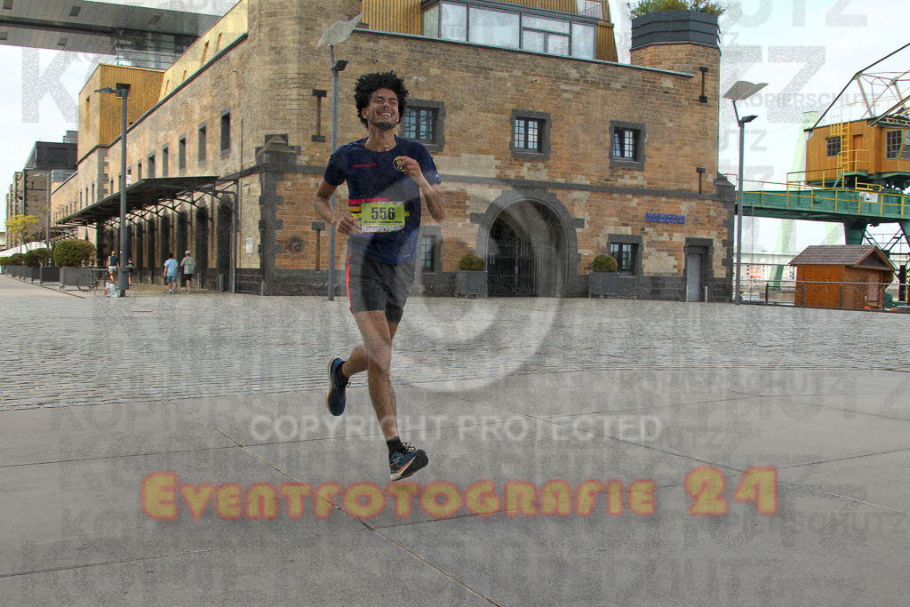 250920_1513_EV4_8267 | Sportfotografie im Rhein-Sieg Kreis, Köln, Bonn, NRW, Rheinland Pfalz, Hessen, etc. Unser Tätigkeitsfeld umfasst den Laufsport vom Volkslauf über den Marathon, Duathlon, Triathon bis zum Ultralauf wie Kölnpfad Ultra oder Schindertrail.