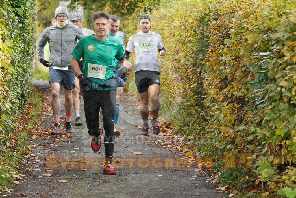 251026_1004_EV4_3922 | Sportfotografie im Rhein-Sieg Kreis, Köln, Bonn, NRW, Rheinland Pfalz, Hessen, etc. Unser Tätigkeitsfeld umfasst den Laufsport vom Volkslauf über den Marathon, Duathlon, Triathon bis zum Ultralauf wie Kölnpfad Ultra oder Schindertrail.