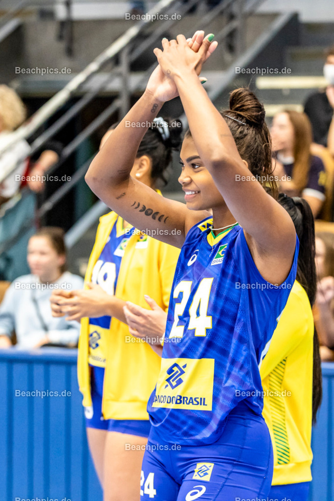 2022-00063339-Testspiel-Deutschland-Brasilien | Jubel Lorenne TEIXEIRA #24 BRA, 17.09.2022; Berlin Foto: Gerold Rebsch - www.beachpics.de
