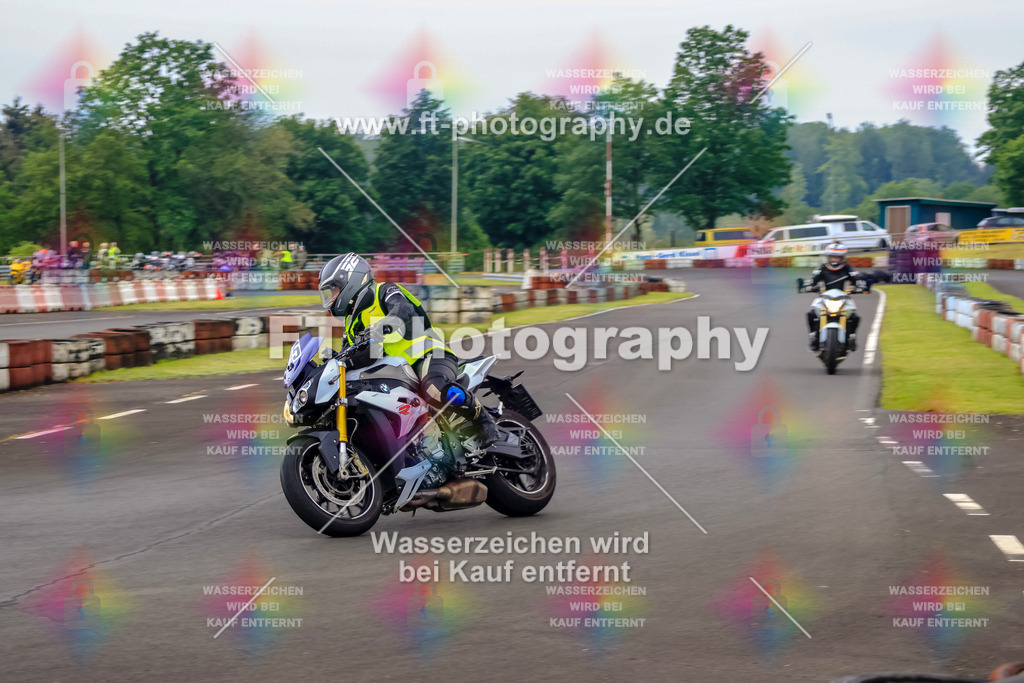 OBK-5693 | Hier findet Ihr Bilder von Touristenfahrten auf der Nürburgring Nordschleife oder von anderen Veranstaltungen die ich besucht habe. Viel Spass beim Durch Schauen 