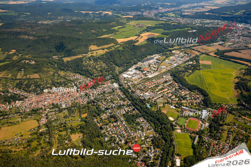 Das Luftbild zeigt :  Bad Blankenburg - Die Luftaufnahme wurde 2024 vom UL-Flugzeug aus erstellt ( keine Drohne ) - Hochauflösende Luftaufnahme - Für grossformatige Ausdrucke geeignet. Die Geschenkidee !Mit Lizenz und Bildrechte bestellbar