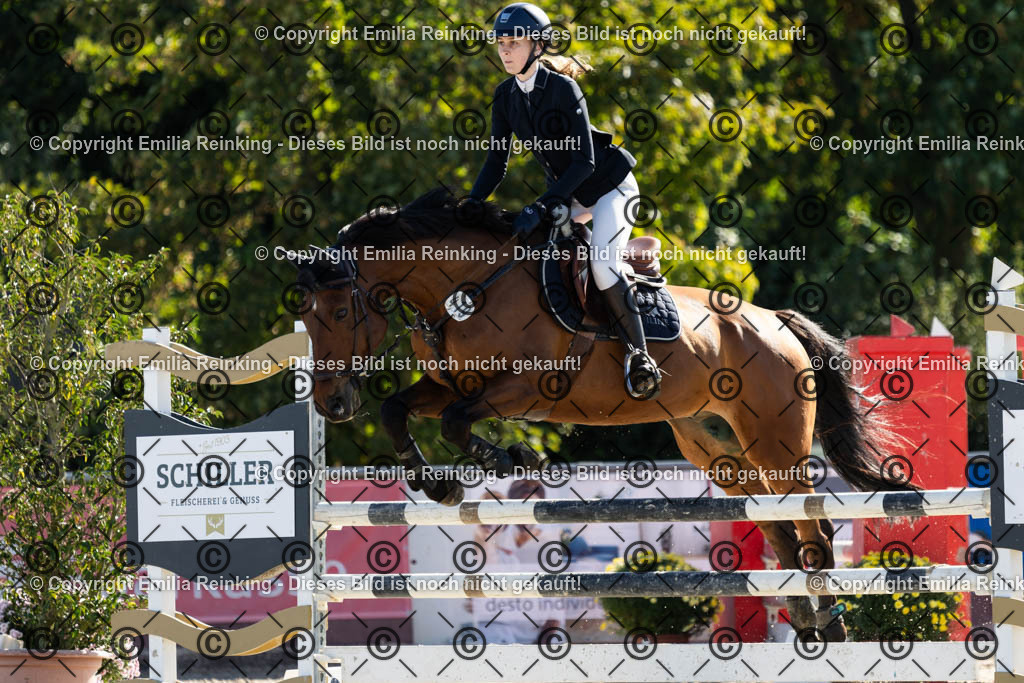 CL5A1357 | Emilia Reinking Fotografie - Realisiert mit Pictrs.com