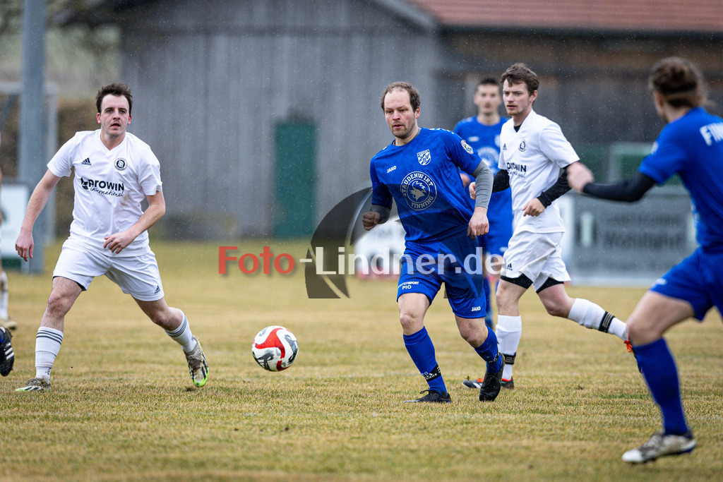 TSV Burggen/Bernbeuren gegen TSV Finning | Fußball Kreisklasse Herren Oberbayern Zugspitze Gruppe 4 2025/26, TSV Burggen/Bernbeuren gegen TSV Finning, 20250316,Julian EICHENSEER (TSV Finning #3) in Aktion,2025-03-16 in Burggen (WMH-Arena Burggen), Julian EICHENSEER (TSV Finning #3)Copyright: WolfgangxLindner www.foto-lindner.de