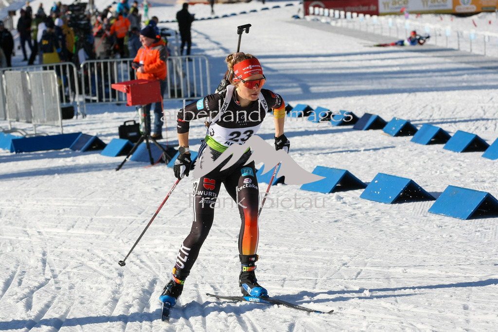 993T1901 | Marlene Fichtner