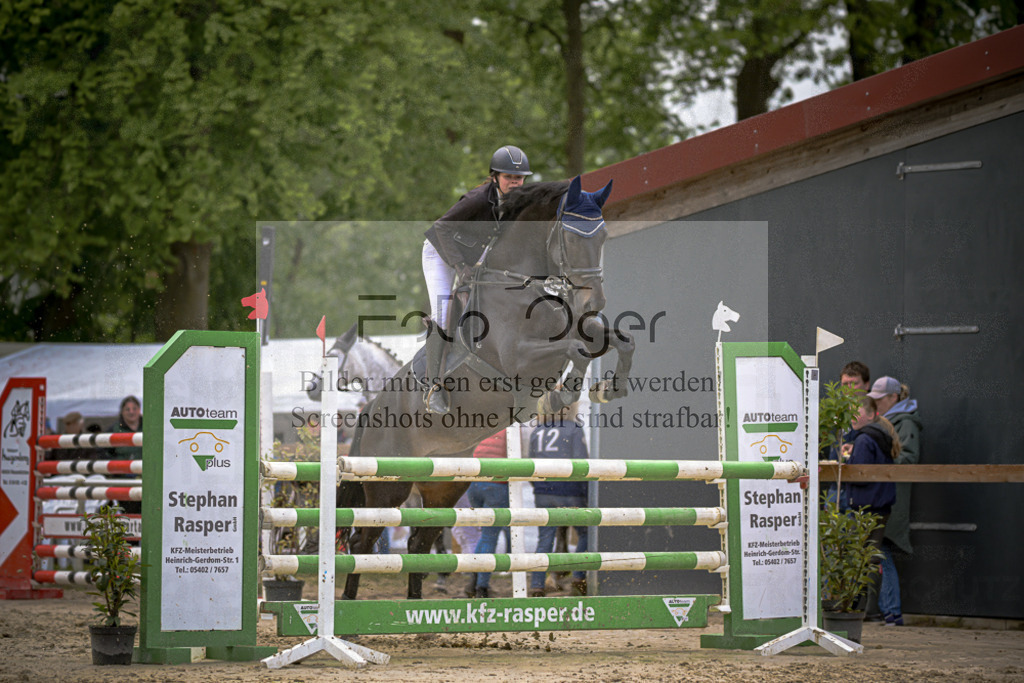 20240505-DOS_8792 | Entdecke hochwertige Reitturnierfotos von Foto Oger. Professionell, emotional und authentisch – jetzt Lieblingsmomente im Shop bestellen.Deutschlandweite Turnierfotografie. - Realisiert mit Pictrs.com