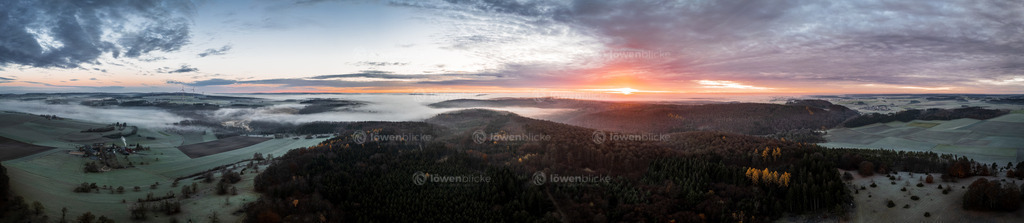 Ostalb bei Söhnstetten im Nebel | löwenblicke | shop