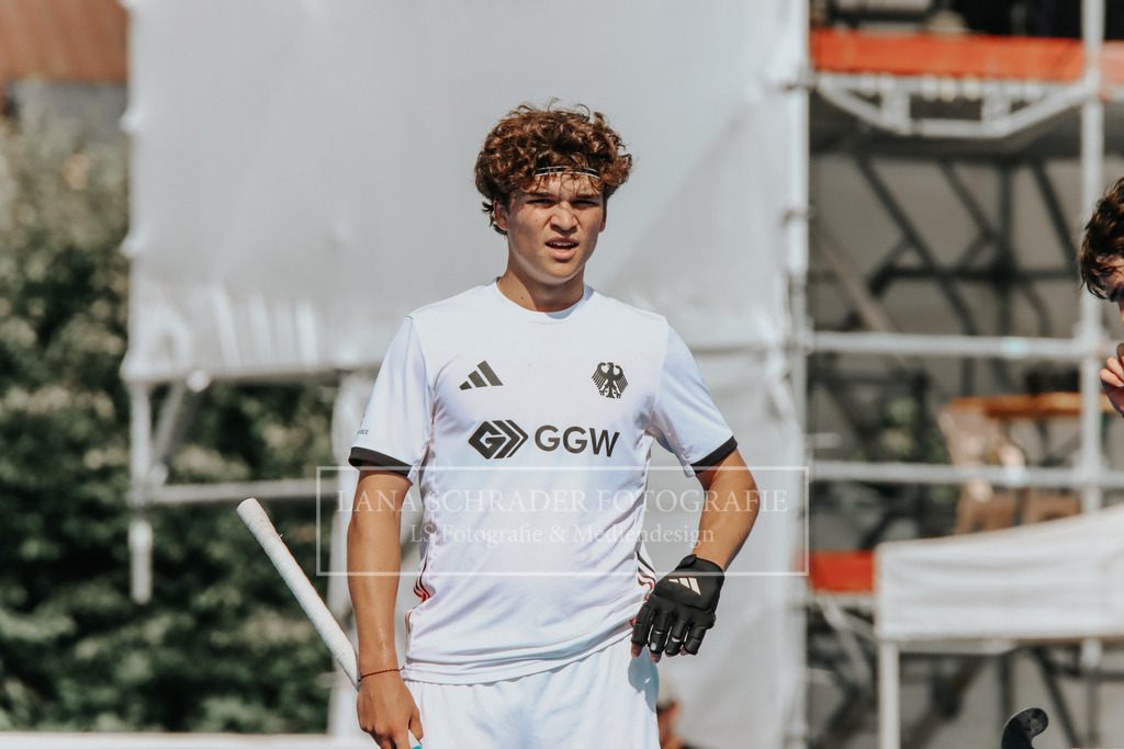 U18_EM_BOYS_HF1_GER-BEL_18.07.25_Lille (254 von 900) | lanaschraderfotografie - Realisiert mit Pictrs.com
