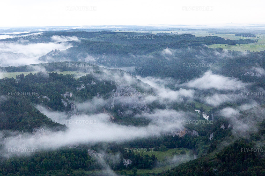 Luftbild: Donaudurchbruch in Fridingen an der Donau im Bundesland Baden-Württemberg in Deutschland. Foto: IMG_115051.jpg vom 10.06.2019 durch Werner Riehm/FLY-FOTO.de
