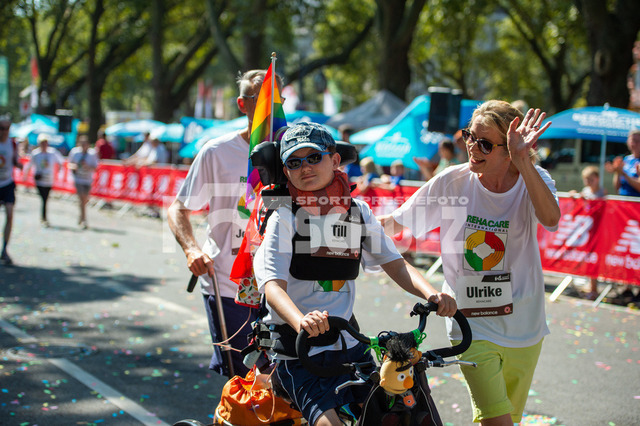 20240901_NSZ_4487_1 | DEU, Düsseldorf, 01.09.2024 Kö-Meile  - Realisiert mit Pictrs.com