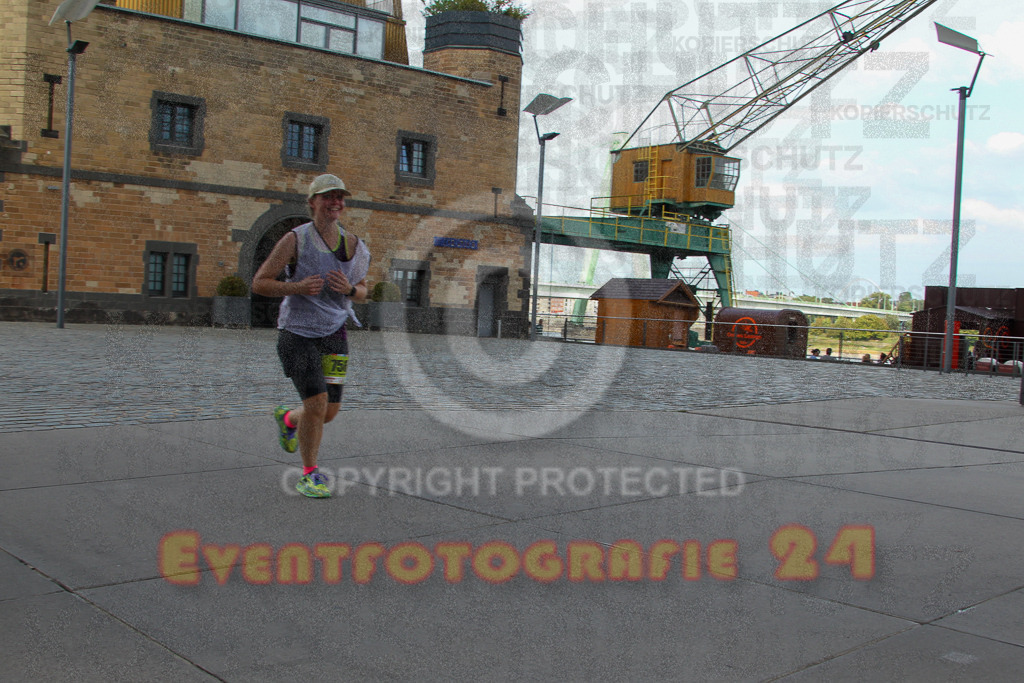250920_1541_EV4_9448 | Sportfotografie im Rhein-Sieg Kreis, Köln, Bonn, NRW, Rheinland Pfalz, Hessen, etc. Unser Tätigkeitsfeld umfasst den Laufsport vom Volkslauf über den Marathon, Duathlon, Triathon bis zum Ultralauf wie Kölnpfad Ultra oder Schindertrail.