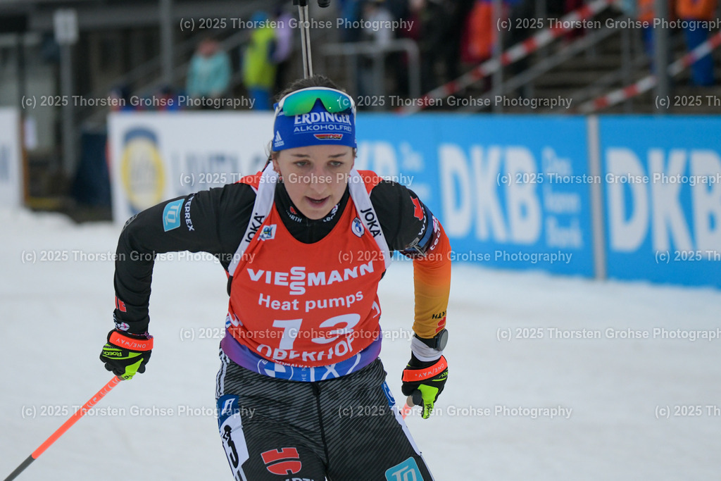 BMW IBU World Cup Biathlon - Oberhof (GER) 2024 | BMW IBU World Cup Biathlon - Oberhof (GER) 2024, FRAUEN 7,5 KM SPRINT am 05.01.2024 in ARENA AM RENNSTEIG in Oberhof, (Germany)

Image: Franziska Preuss GER - Realisiert mit Pictrs.com