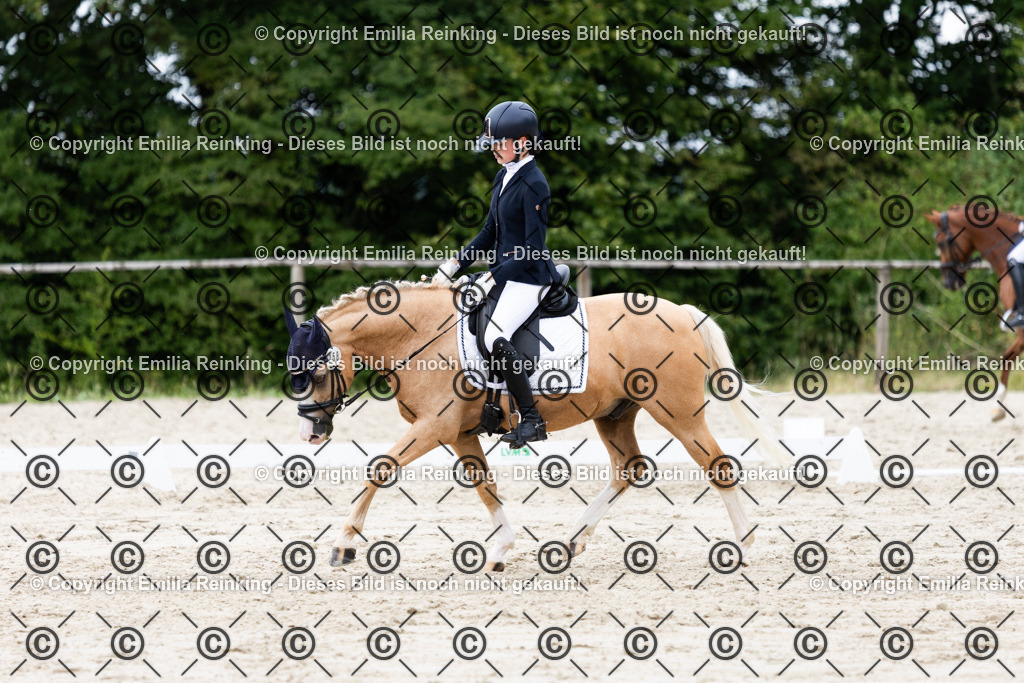 CL5A8671 | Emilia Reinking Fotografie - Realisiert mit Pictrs.com