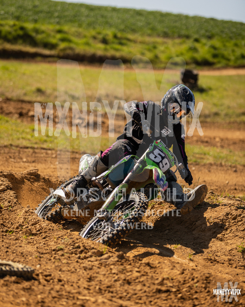 866A3294 | mxndyyvipix