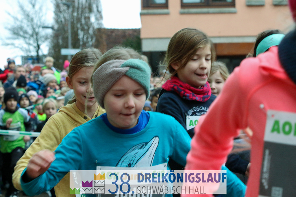 400m AOK Junior Cup | 3 Koenigslauf 2024 400m AOK Junior Cup - Realisiert mit Pictrs.com
