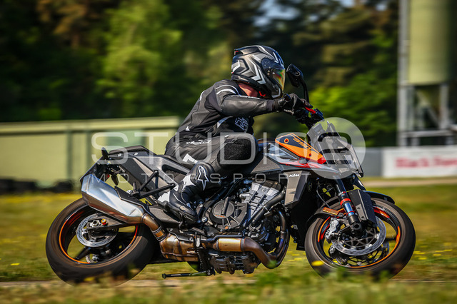 0108-260508DCB-032_108 | Deine Full-Service-Agentur für ✔️Videoproduktionen und ✔️Motorsportfotografie Jetzt Angebot anfragen!