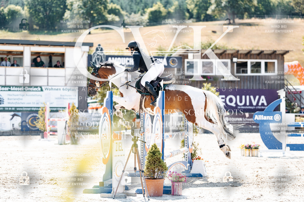 CK909340 | Turnierfotografie Pferdefotografie Trier Rheinland-Pfalz Pferdesport Reitsport Tierfotografie Sportfotografie Pferdevideo Pferdevideografie Equestrianvideography equestrianphotography  - Realisiert mit Pictrs.com
