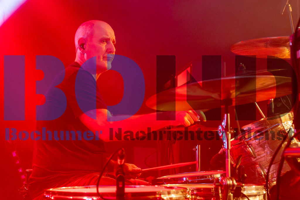 SES_NURPUR20250102-58 | bond - Realisiert mit Pictrs.com