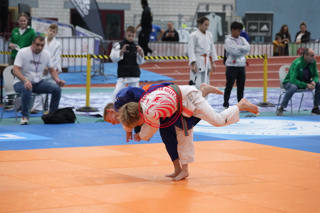 1J7A2348 | Fotos vom Adler Cup - Pictures from Adler Cup

Hier findet Ihr alle Eindrücke und großen Momente der Adler Cup Wochenenden. Here you will find all impressions and great moments of the Adler Cup weekends. - Realisiert mit Pictrs.com