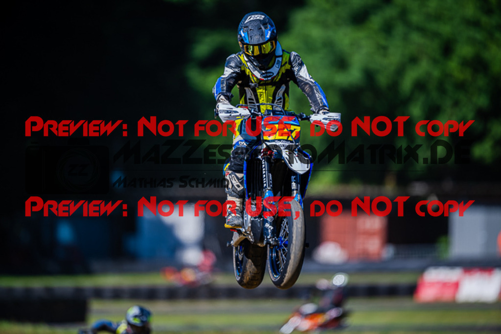 MaZZes_FotoMatrix_220702_3930 | S2