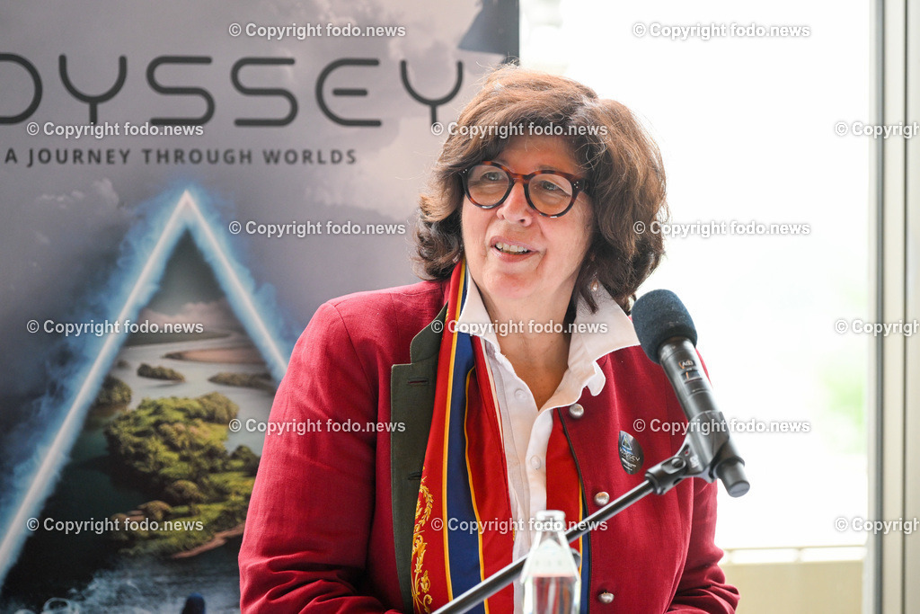 Pressekonferenz Brucknerhaus Linz - KLangwolke 2023_ Odyssey_ 16.05.2023-11 | 16.05.2023, Bruckner Linz, AUT, Pressekonferenz Brucknerhaus Linz - KLangwolke 2023, Odyssey, im Bild Francesca Zambello (Direction, Regisseurin)