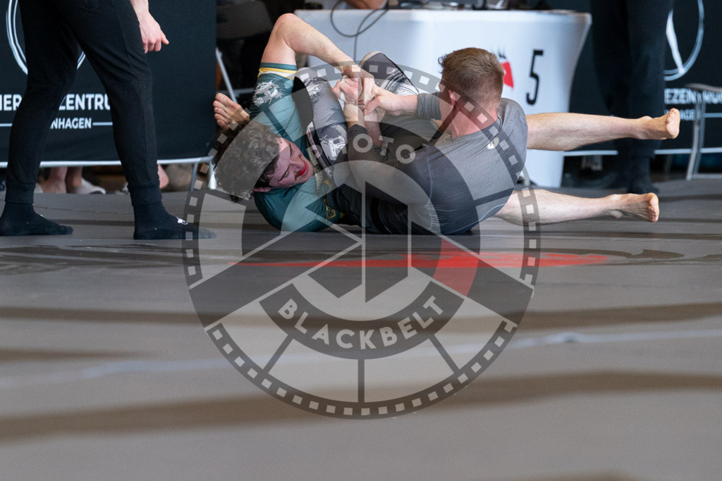 20250329PBB0875 | Fighters compete during the International Luta Livre (ILLCS) Germany IX Spring 2025 Competition spring on March 29, 2025 in Hannover, Germany.© Chiara Dazi