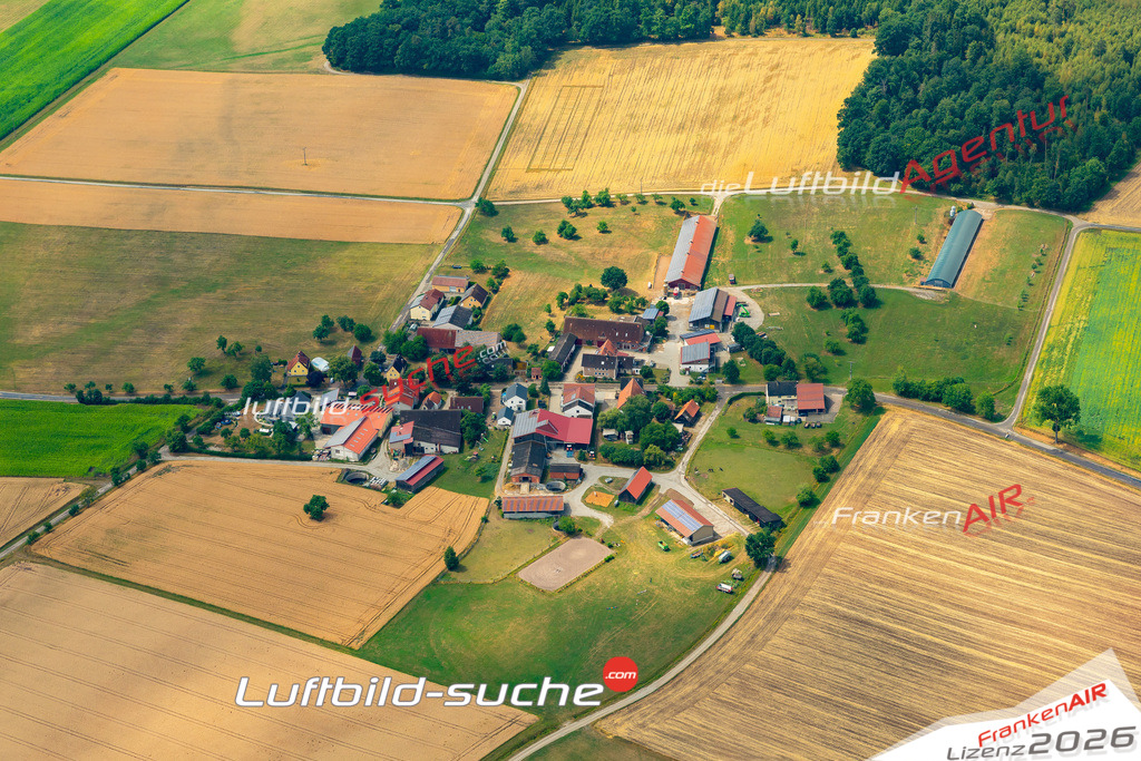 Aktuelles Luftbild von Weikersholz Rot am See - Die Luftaufnahme wurde 2022 mittels UL-Flugzeug erstellt ( keine Drohne ) - hochauflösende Kamera-Systeme von  Canon -Beste Qualität - Für grossformatige Ausdrucke geeignet. Die Geschenkidee !