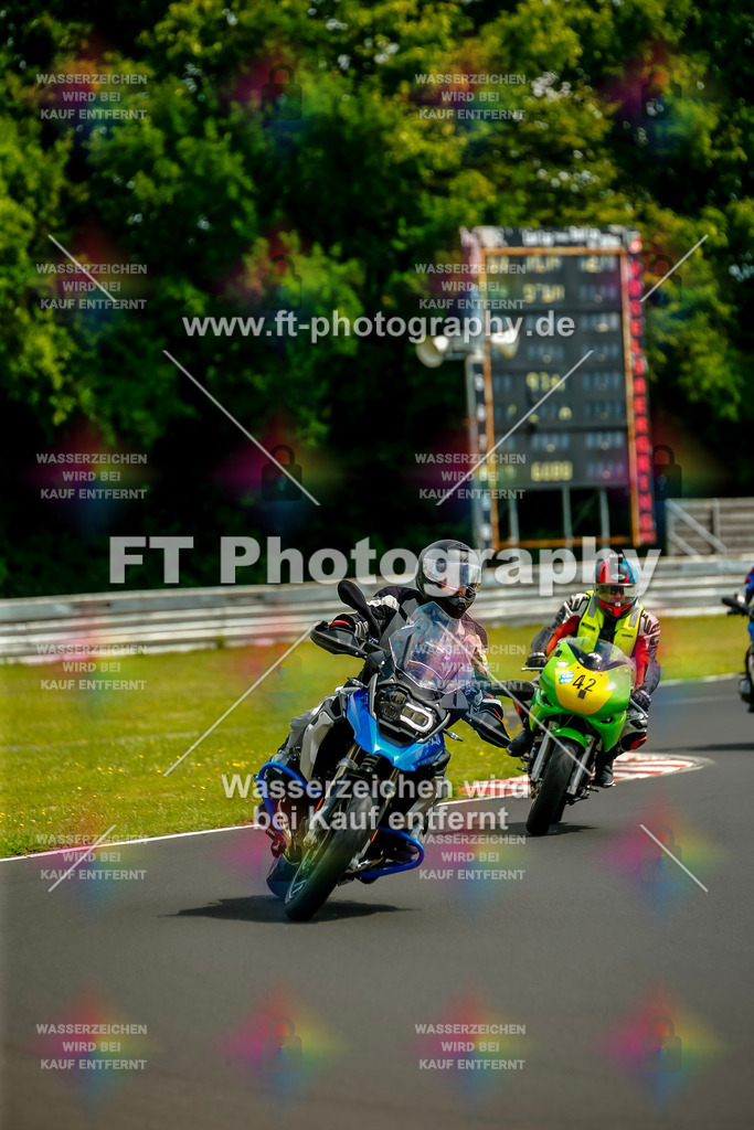 VBK-4924 | Hier findet Ihr Bilder von Touristenfahrten auf der Nürburgring Nordschleife oder von anderen Veranstaltungen die ich besucht habe. Viel Spass beim Durch Schauen 