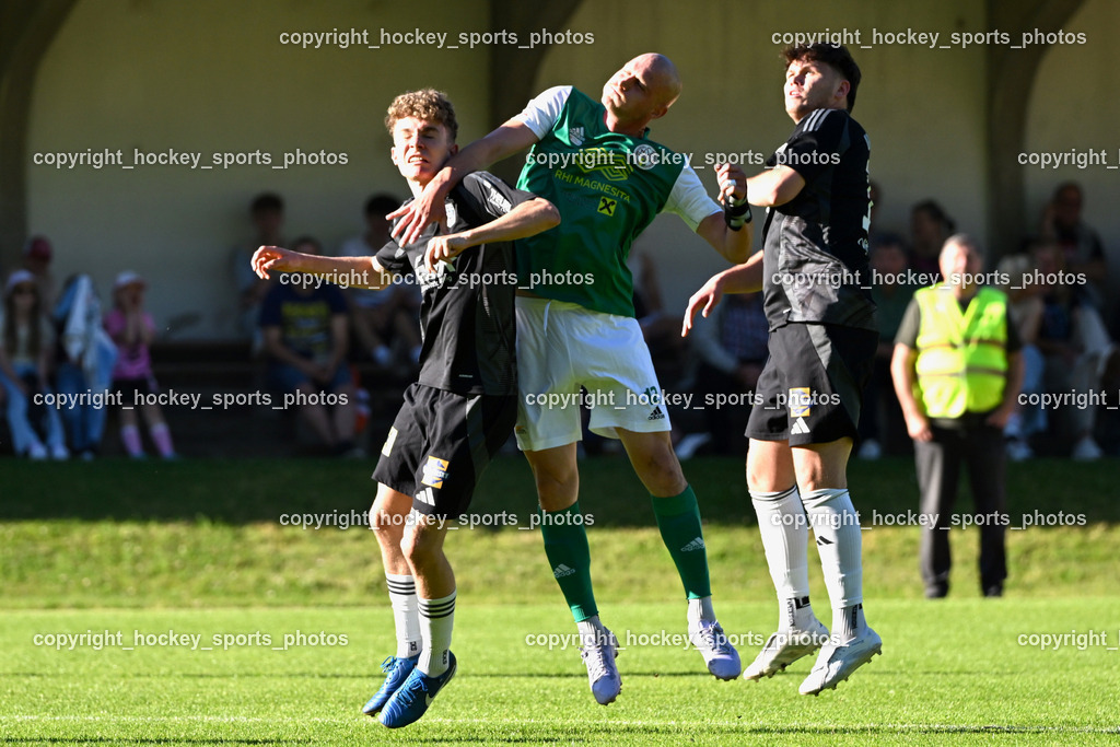 WSG Radenthein vs. URC Thal Assling | #47 Luis Felder URC Thal Assling, #12 Stefan Rauter WSG Radenthein, #11 Pascal Oliver Kofler URC Thal Assling, WSG Radenthein vs. URC Thal Assling, WSG Radenthein vs. URC Thal Assling am 30.05.2025 in Radenthein (Sportplatz Radenthein), Austria, (Photo by Bernd Stefan)