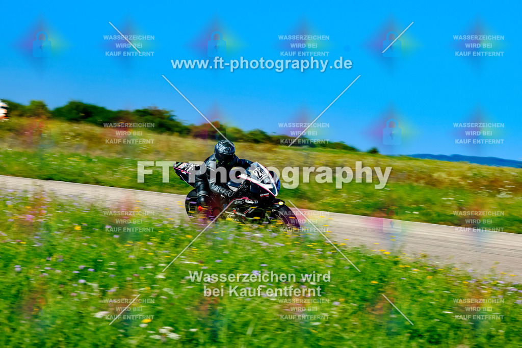 028-2020 | Hier findet Ihr Bilder von Touristenfahrten auf der Nürburgring Nordschleife oder von anderen Veranstaltungen die ich besucht habe. Viel Spass beim Durch Schauen 