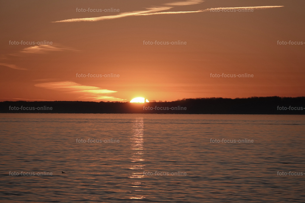 17-april | Landscape photography, spectacular waves, Atlantic Ocean, Baltic Sea