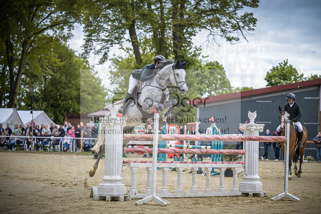 DOS_0996 | Entdecke hochwertige Reitturnierfotos von Foto Oger. Professionell, emotional und authentisch – jetzt Lieblingsmomente im Shop bestellen.Deutschlandweite Turnierfotografie. - Realisiert mit Pictrs.com