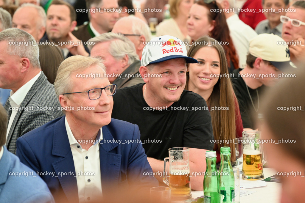Empfang Daniel Tschofenig | Thomas Morgenstern, Empfang Daniel Tschofenig, Empfang Daniel Tschofenig am 10.05.2025 in Hohenthurn (Mehrzweckhaus Hohenthuurn), Austria, (Photo by Bernd Stefan)