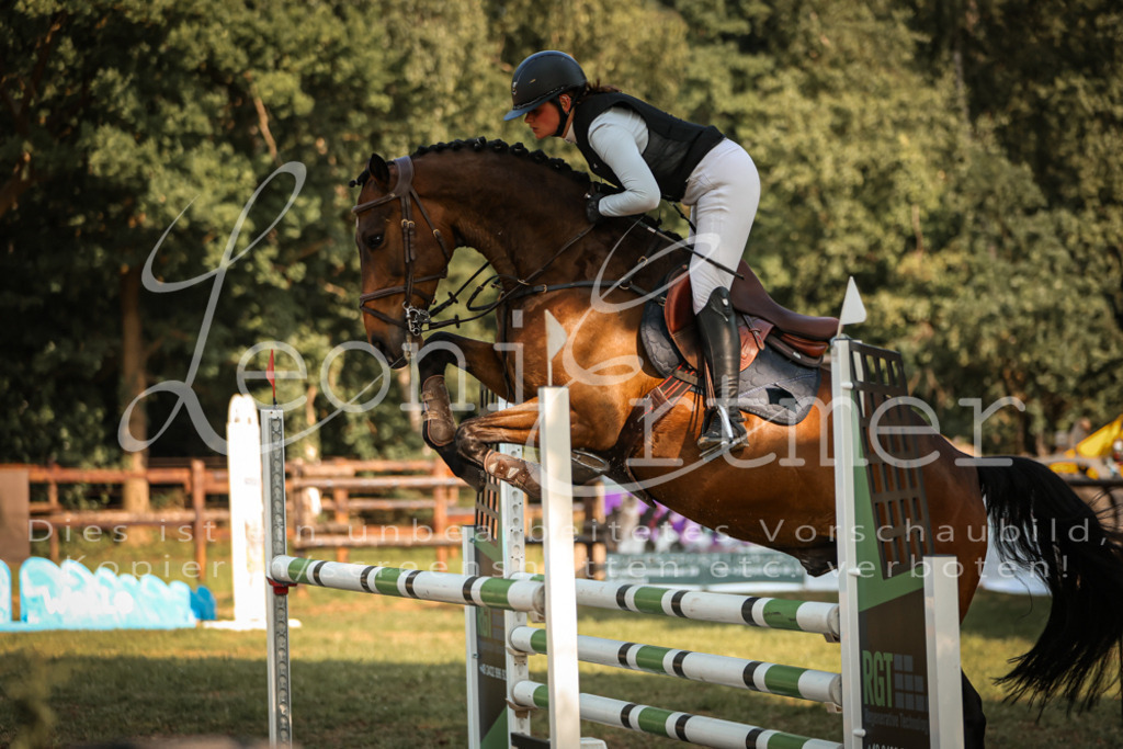 14.FrPfL00045 | Leoni Ertmer Photography - Realisiert mit Pictrs.com