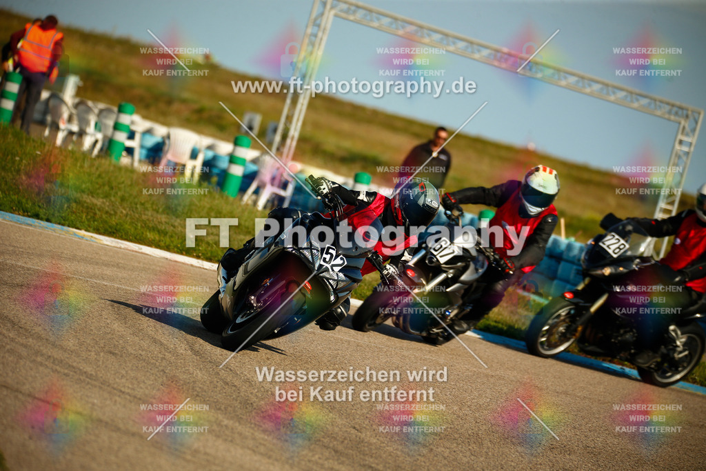 _MOT5581 | Hier findet Ihr Bilder von Touristenfahrten auf der Nürburgring Nordschleife oder von anderen Veranstaltungen die ich besucht habe. Viel Spass beim Durch Schauen 