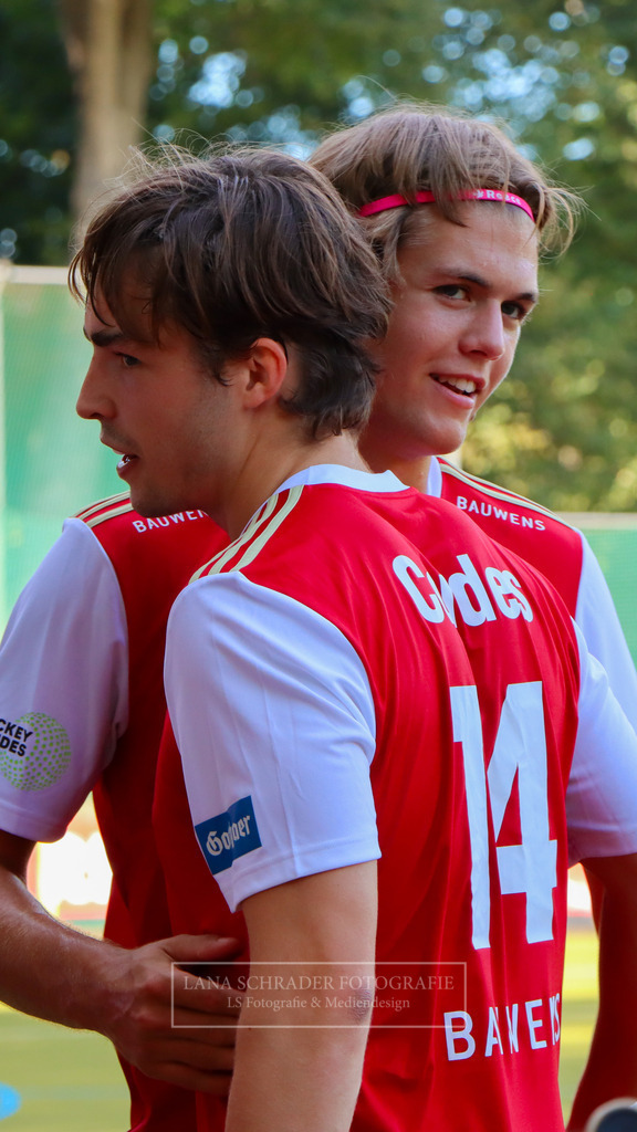 HERREN BUNDESLIGA Rot-Wei_ K_ln - Crefelder HTC 07.09.24 K_ln-188 | lanaschraderfotografie - Realisiert mit Pictrs.com