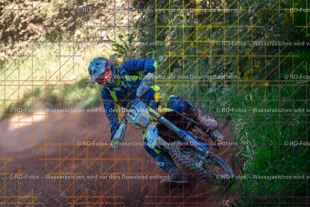 Wolfshausen 3 Lauf -919 | Sportfotografie von RO-Fotos: Motorsport, Motocross, Enduro, Laufveranstaltungen und Triathlon. Professionelle Fotos von Sportlern und Events. - Realisiert mit Pictrs.com