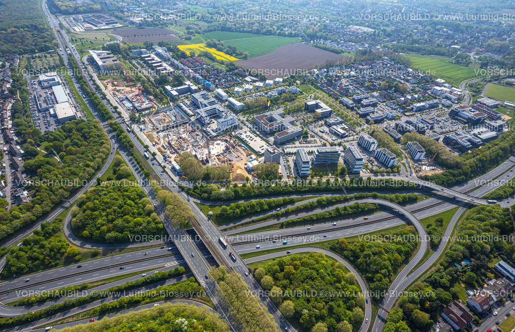 Dortmund220500499 | Luftbild, Baustelle an der Stadtkrone-Ost, Neubau Adesso, Neubau Direktion Continentale, Freie-Vogel-Straße, Straßenkreuz Bundesstraße B236 und Bundesstraße B1, Westfalendamm, Dortmund, Ruhrgebiet, Nordrhein-Westfalen, Deutschland