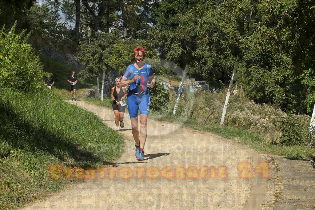 250824_1234_EX1_9761 | Sportfotografie im Rhein-Sieg Kreis, Köln, Bonn, NRW, Rheinland Pfalz, Hessen, etc. Unser Tätigkeitsfeld umfasst den Laufsport vom Volkslauf über den Marathon, Duathlon, Triathon bis zum Ultralauf wie Kölnpfad Ultra oder Schindertrail.
