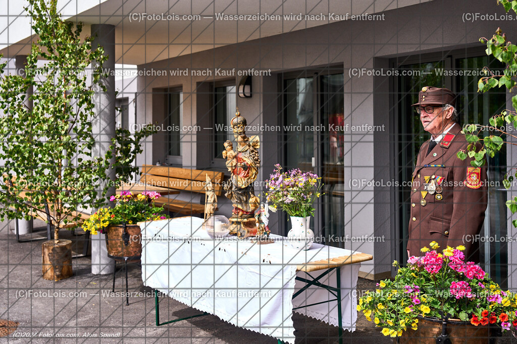 ALP7784_Fronleichnam_Lackenhof_Etzler August | (C)FotoLois.com, Alois Spandl. FRONLEICHNAM in Lackenhof mit Pfarrer Norbert Burmettler, Musikkapelle, Feuerwehr, Goldhaubengruppe und vielen LackenhoferInnen, Do 30. Mai 2024.