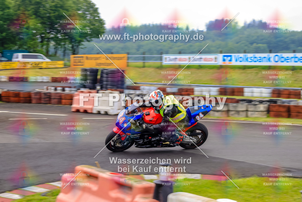 OBK-5321 | Hier findet Ihr Bilder von Touristenfahrten auf der Nürburgring Nordschleife oder von anderen Veranstaltungen die ich besucht habe. Viel Spass beim Durch Schauen 