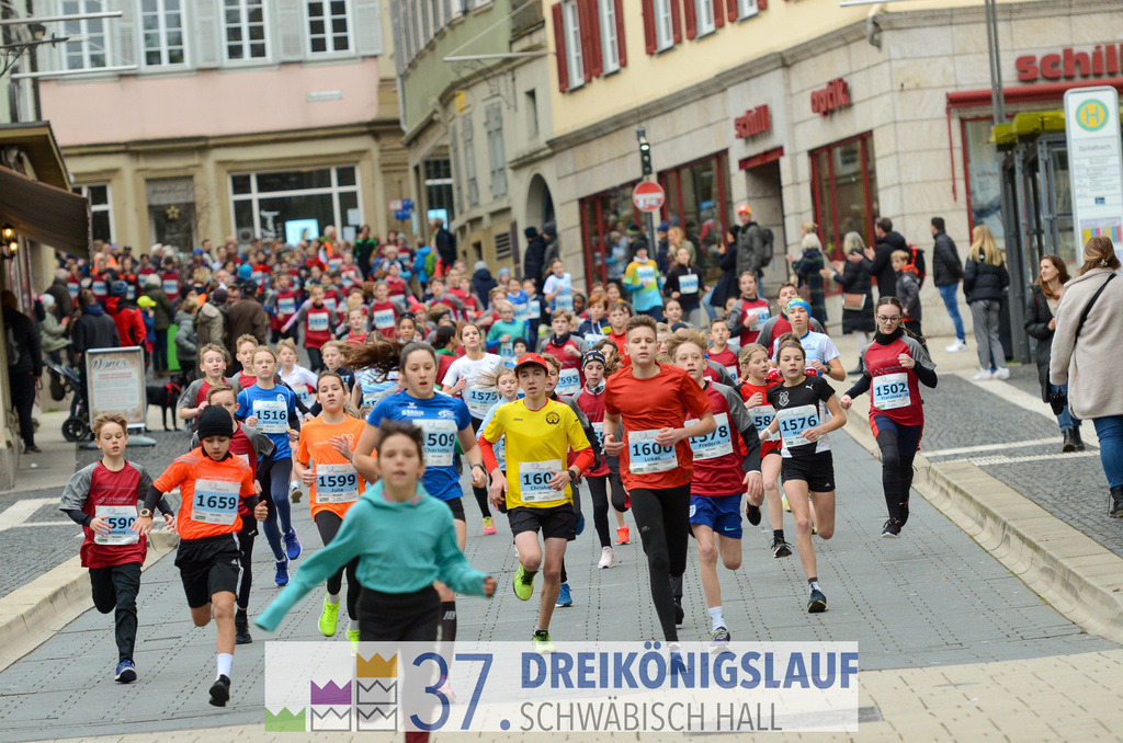 Stadtwerke Jugendlauf 1700m | 3 Koenigslauf 2023 - Realisiert mit Pictrs.com