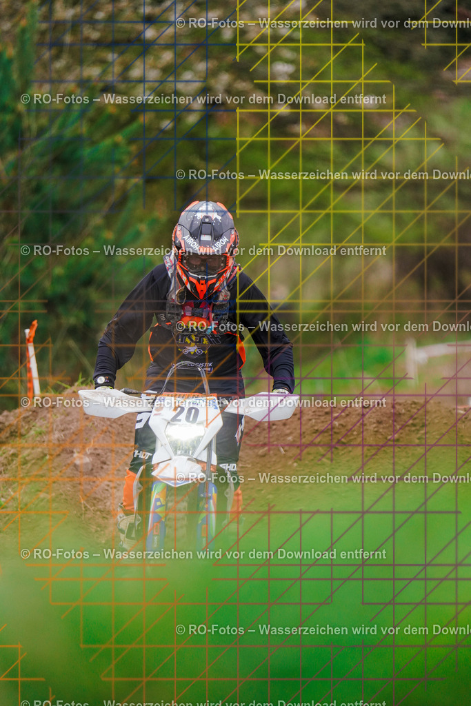 5 Lauf Mernes-631 | Sportfotografie von RO-Fotos: Motorsport, Motocross, Enduro, Laufveranstaltungen und Triathlon. Professionelle Fotos von Sportlern und Events. - Realisiert mit Pictrs.com