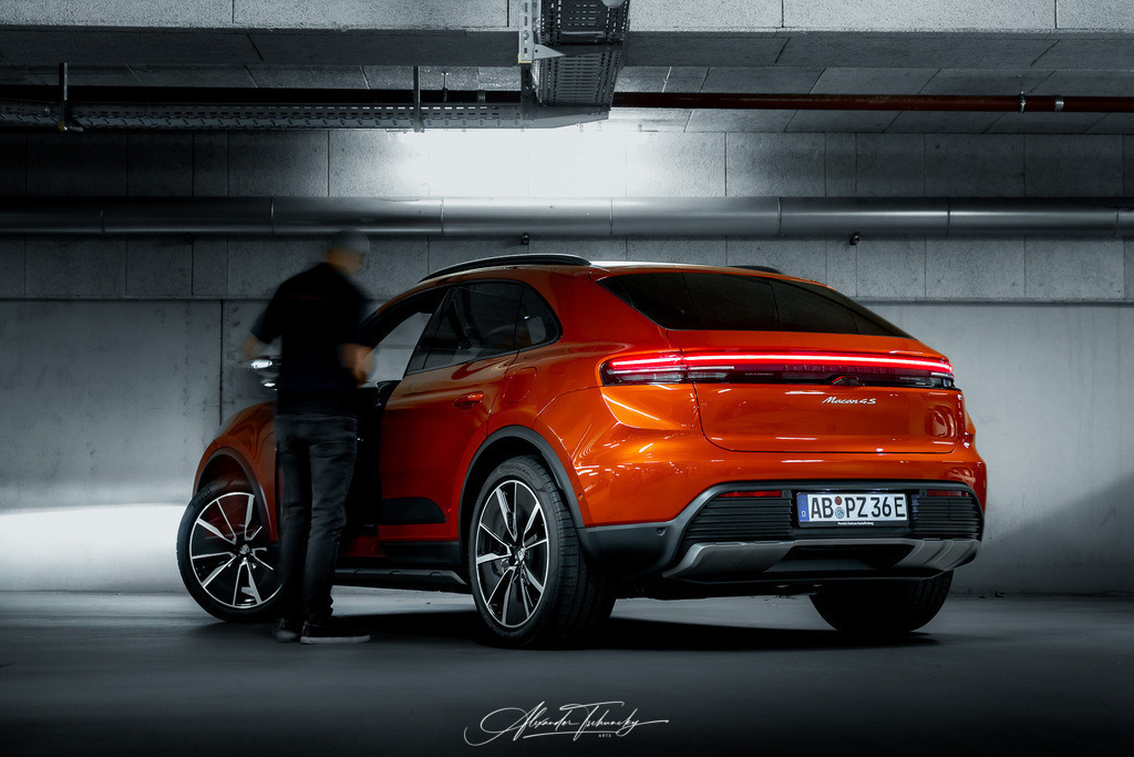 R6AT6812 _Alexander Tschuncky | Entdecken Sie die faszinierende Welt von Alexander Tschuncky Arts: Kreative Fotografie, atemberaubende Automobilkunst und hochwertiger Bilderdruck. Lassen Sie sich inspirieren! - Realisiert mit Pictrs.com
